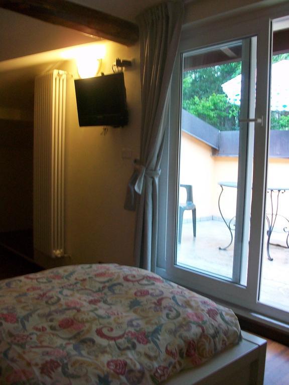 B&B L'Albero Maestro Orsenigo Chambre photo